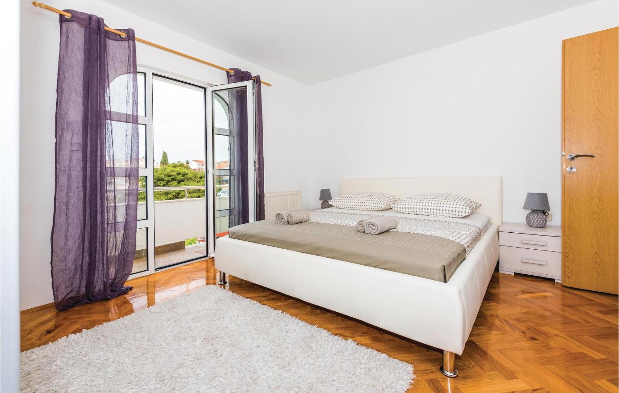 Nice Home In Sibenik With Kitchen Экстерьер фото